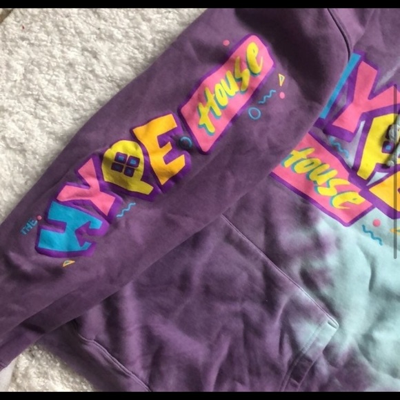 Size XL - Hype House Hoodie - Picture 3 of 5